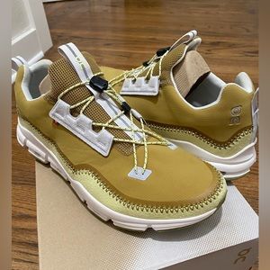 OnCloud Cloudaway Tennis Shoes